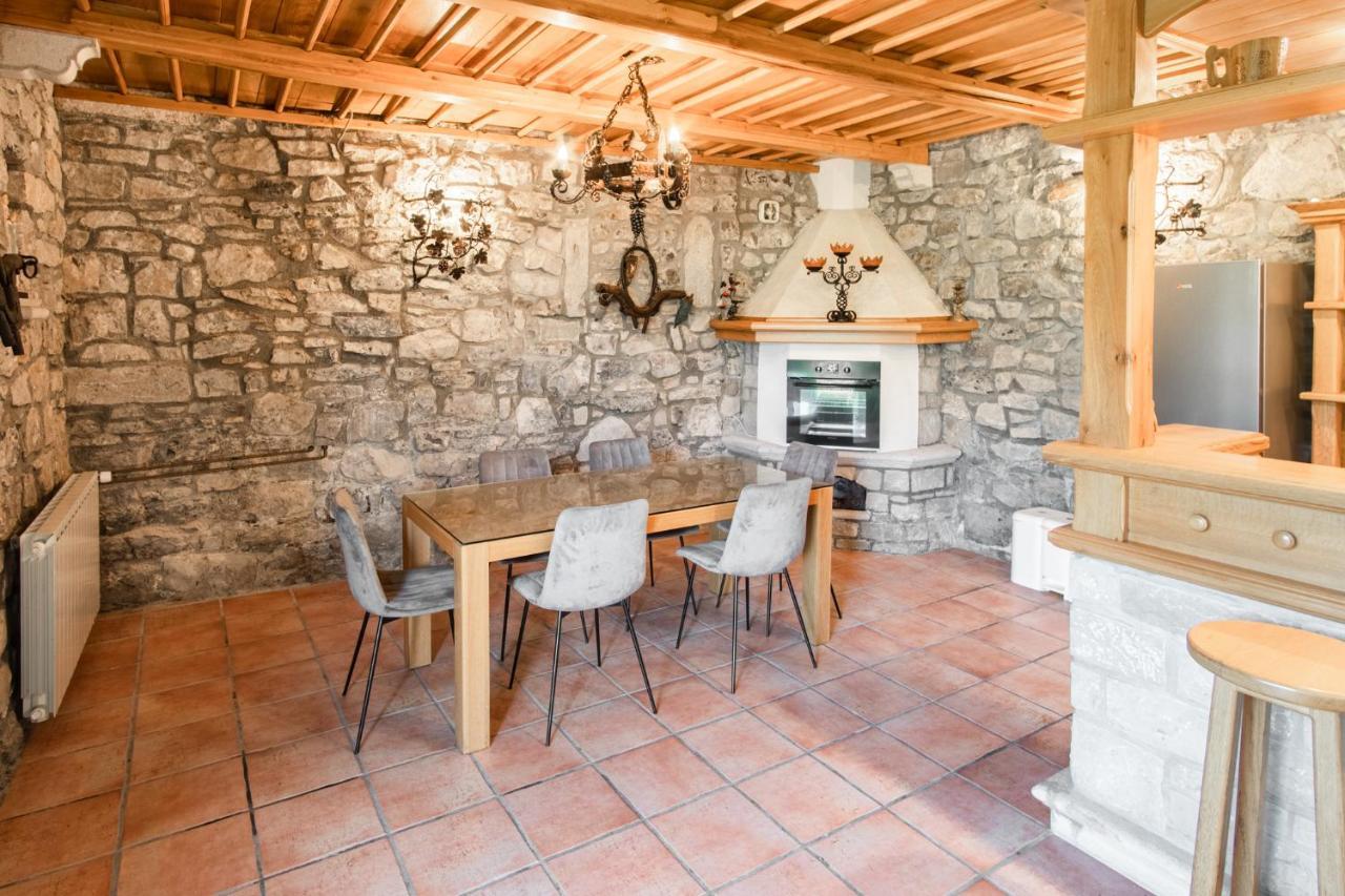 Apartment Trieste Hermes Art Sežana エクステリア 写真