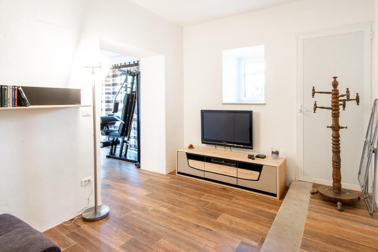 Apartment Trieste Hermes Art Sežana エクステリア 写真